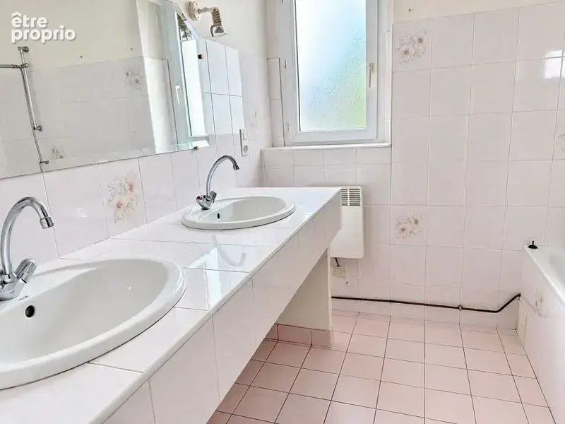 Maison 6 pièces 137 m² à vendre à Riantec (56670) - photo 7