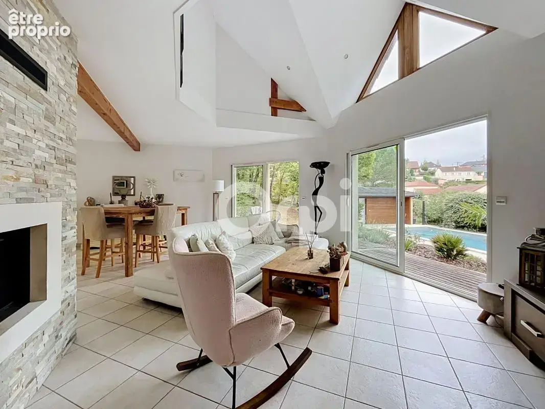 COSNAC – Maison d’architecte avec piscine et vue dégagée - photo 4