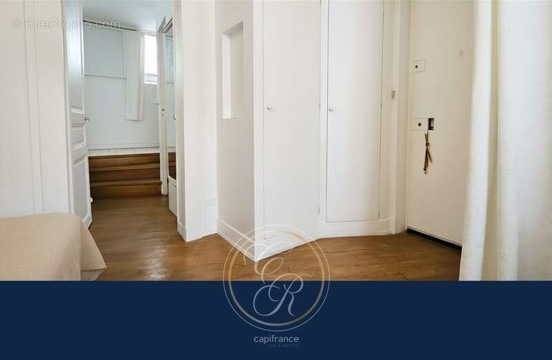 Appartement à PARIS-14E