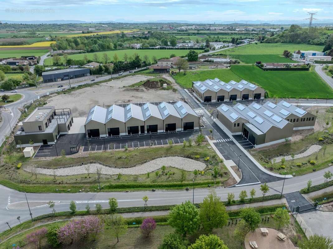 Photo 6 - Commerce à TOUSSIEU