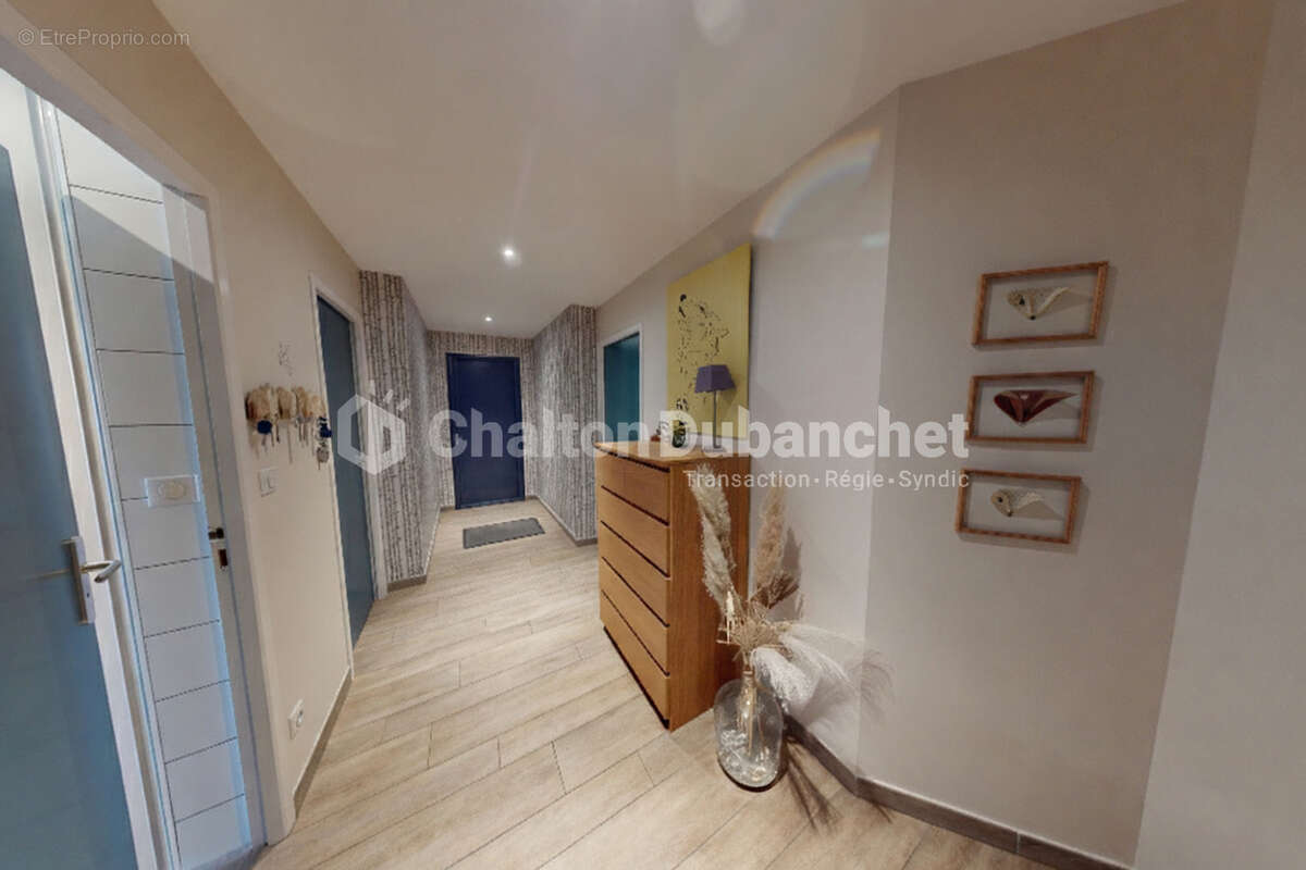 IGUERANDE - Maison  6 pièce(s) 156 m² - photo 8
