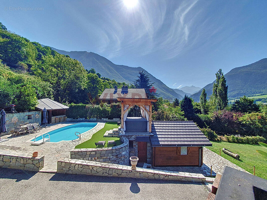 Maison à AIGUEBLANCHE