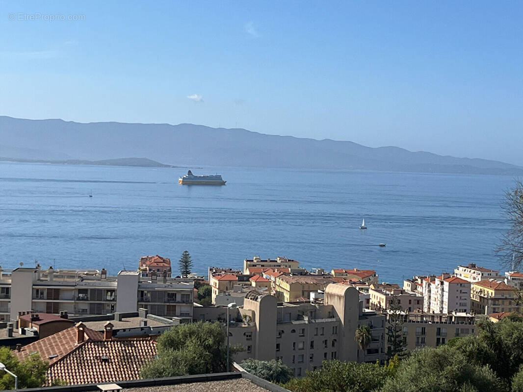 Appartement à AJACCIO