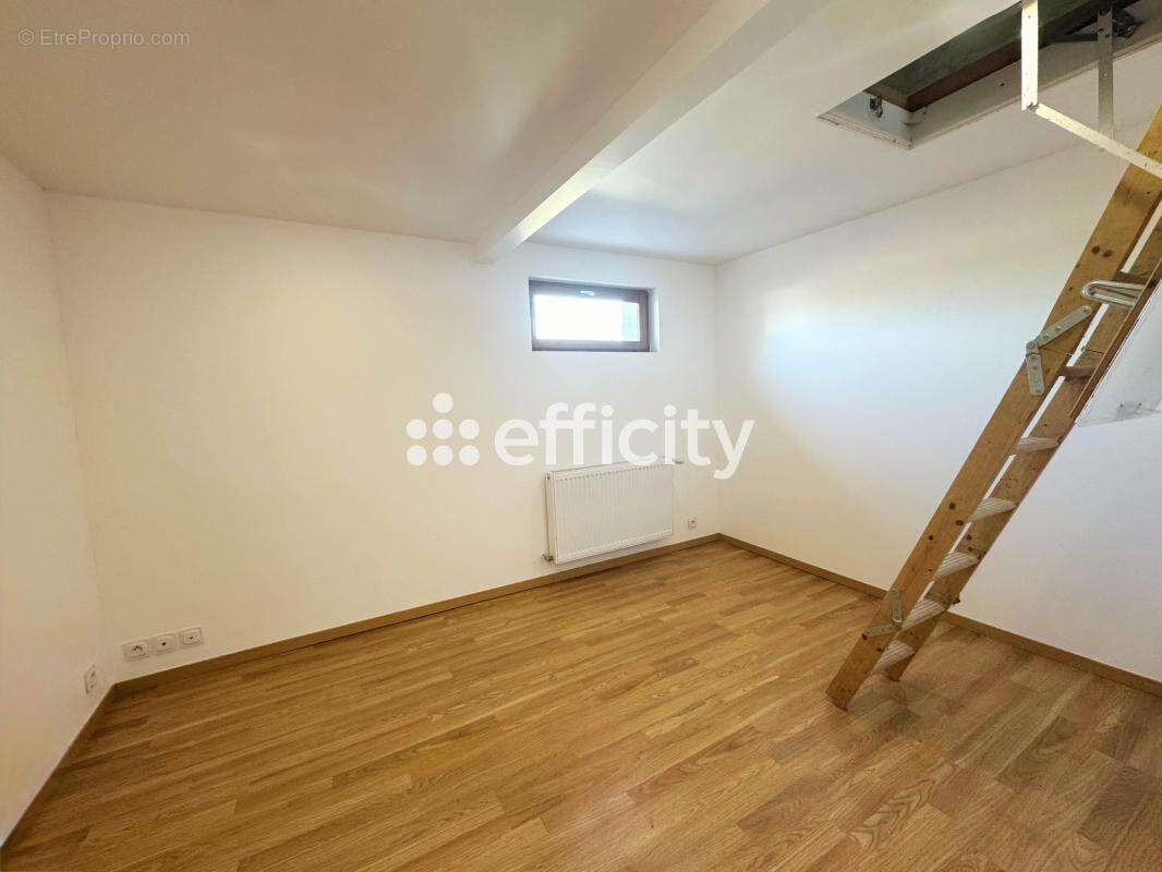 Maison 115 m² à Iverny  - photo 8