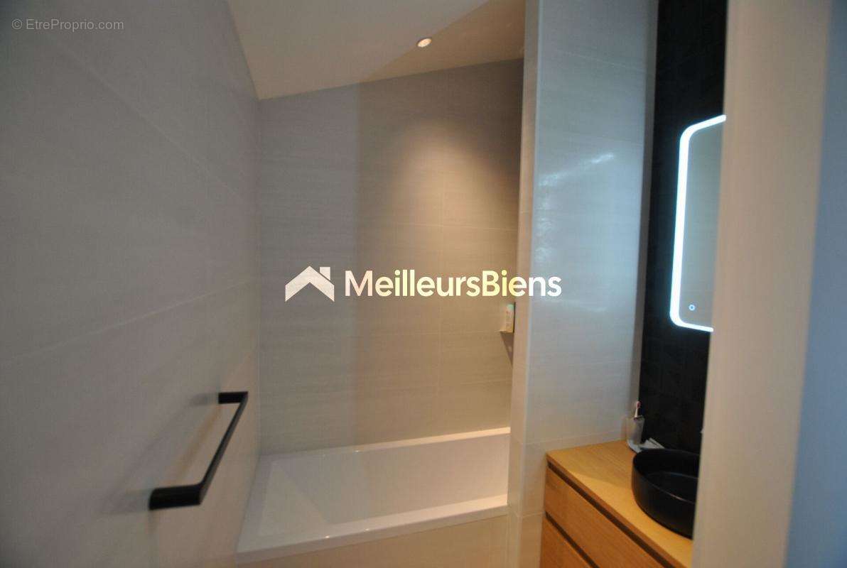 Maison à SAINT-SULPICE-ET-CAMEYRAC