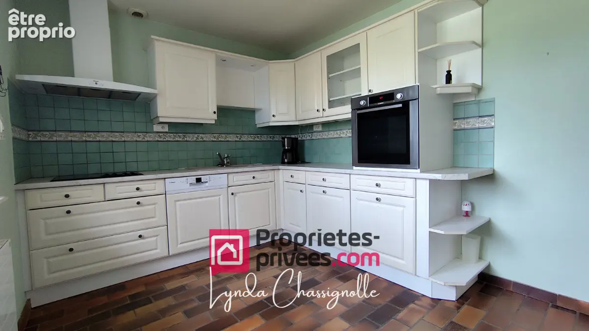 Maison à Mably - 5 chambres - 127m² - photo 8