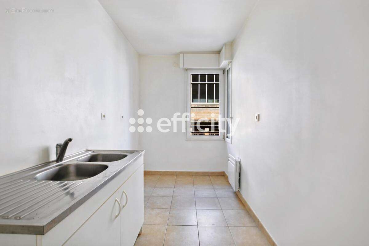 Appartement à SURESNES