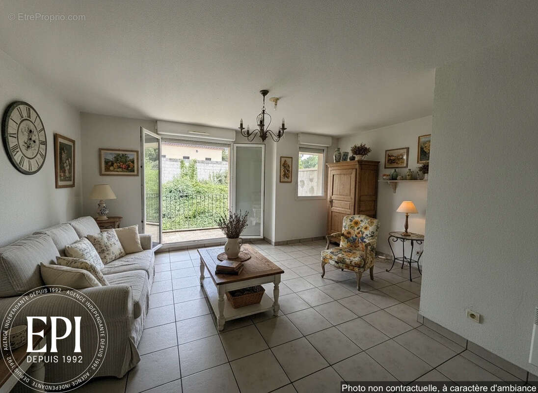 Un balcon comme pièce de vie supplémentaire   T2 lumineux et chaleureux - photo 3
