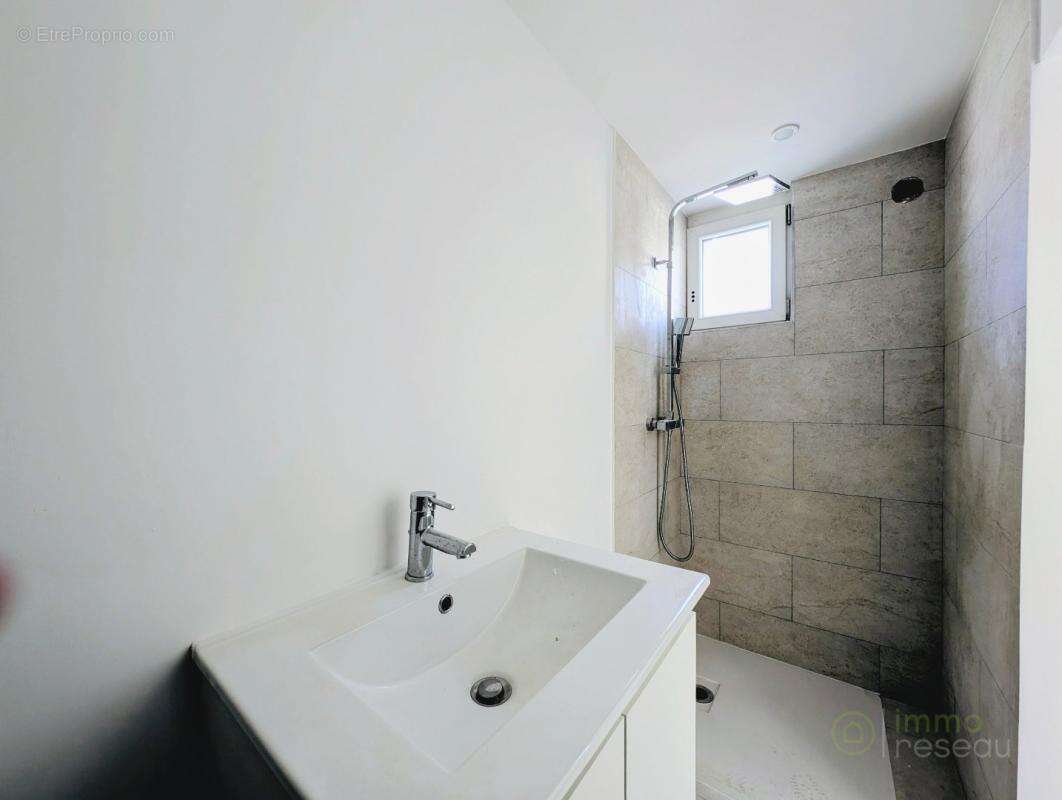 Appartement à PEGOMAS