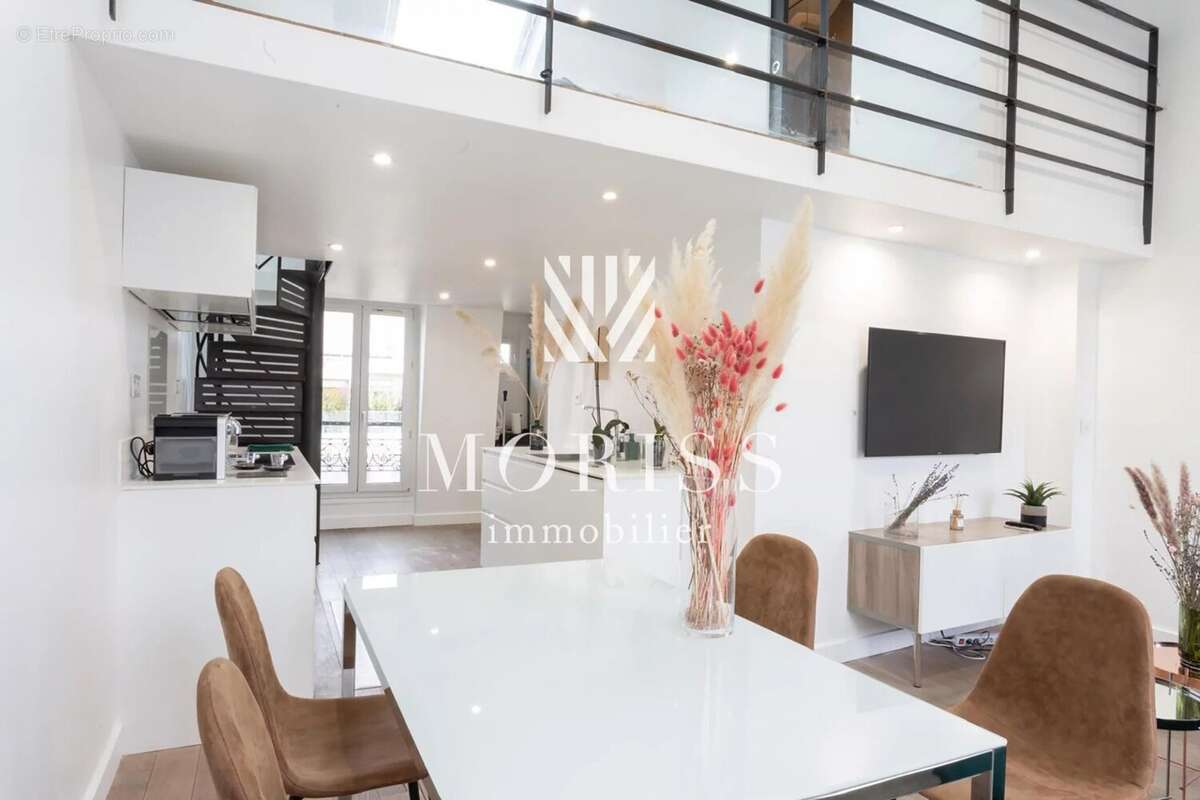 Appartement à PARIS-7E