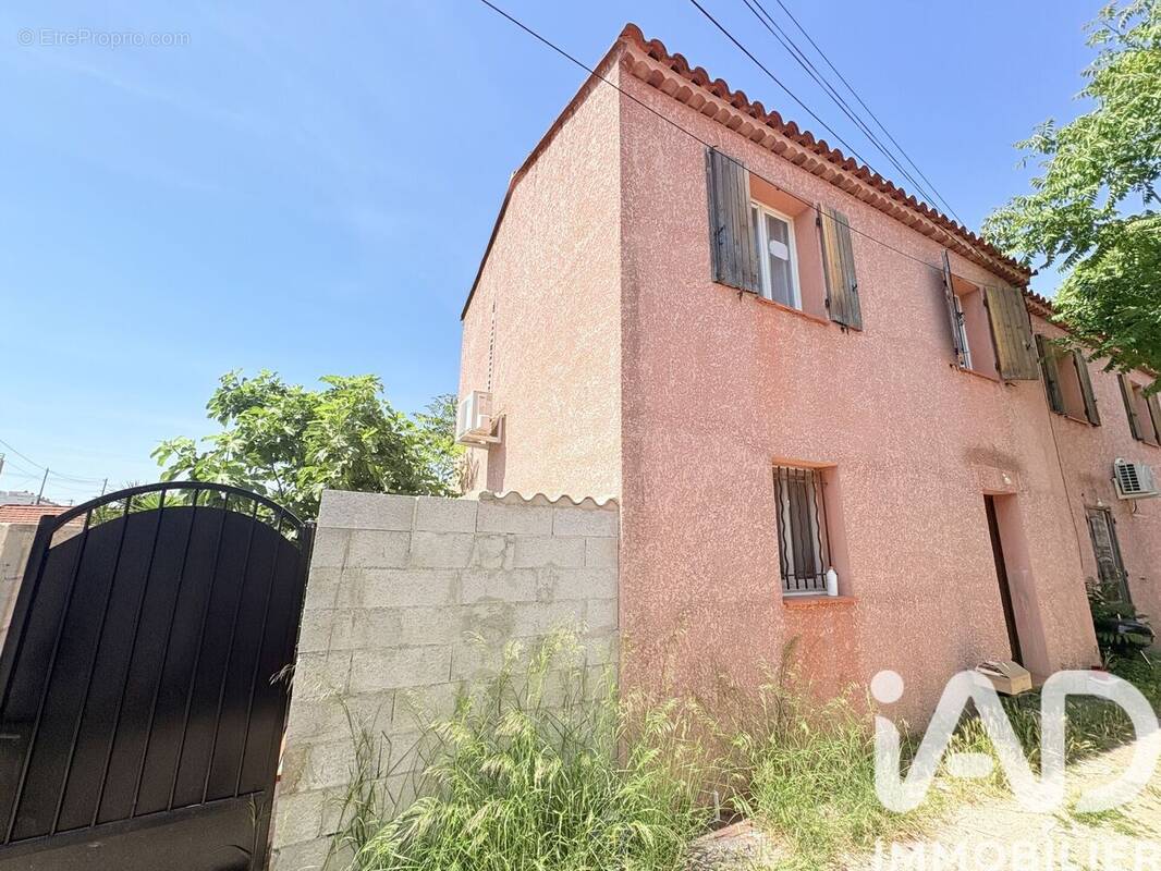 Photo 1 - Maison à MARSEILLE-14E