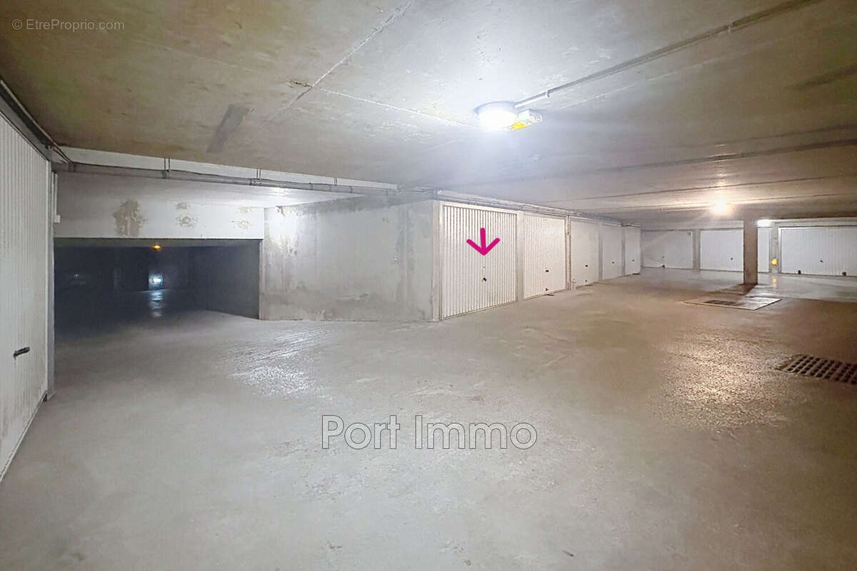 Parking 12 m² à Cagnes-Sur-Mer  - photo 5