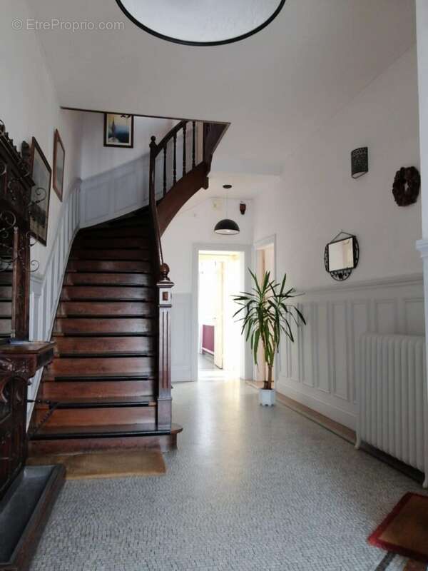 Maison à SAINT-QUENTIN