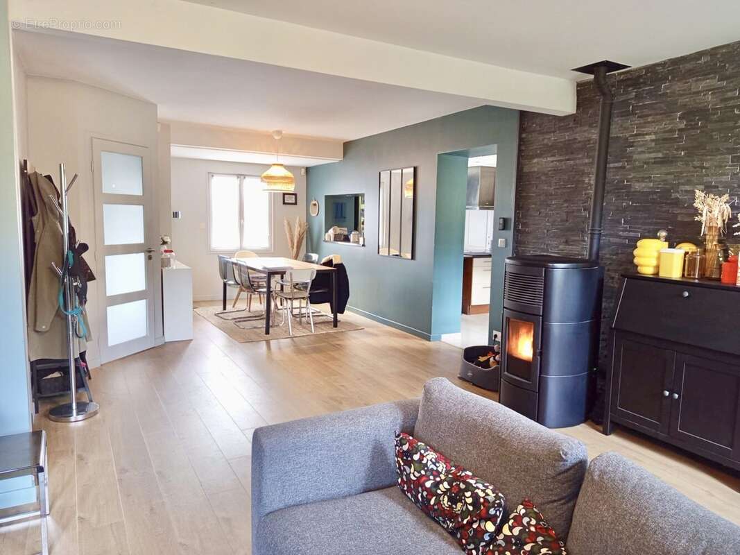 Maison 113 m² à Capinghem  - photo 2
