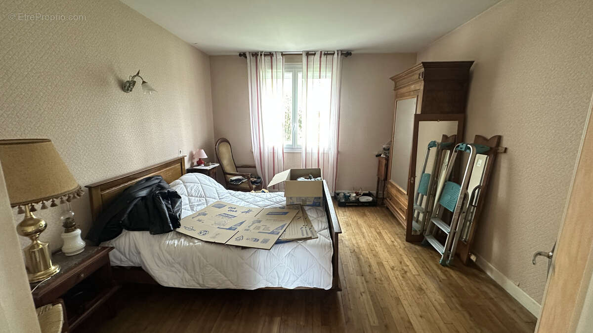 Maison à SAVIGNAC-LEDRIER
