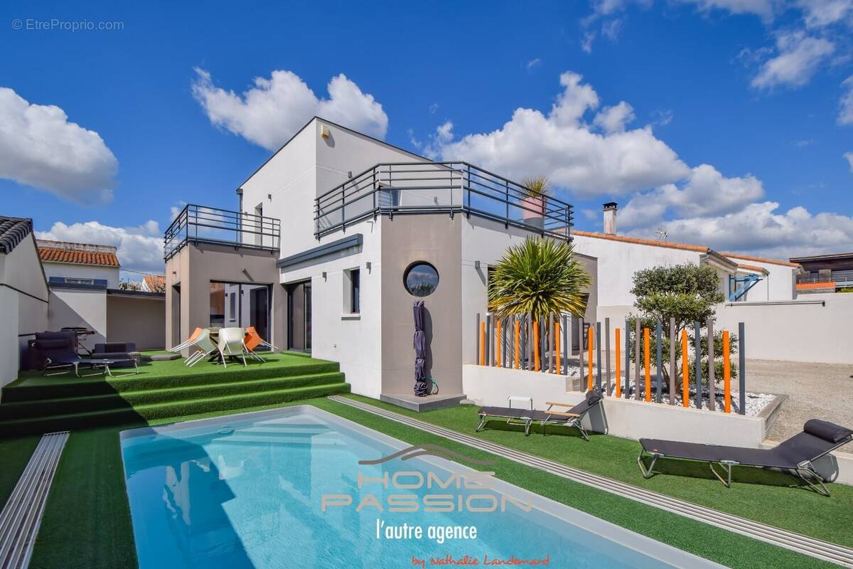 Maison à VAUX-SUR-MER