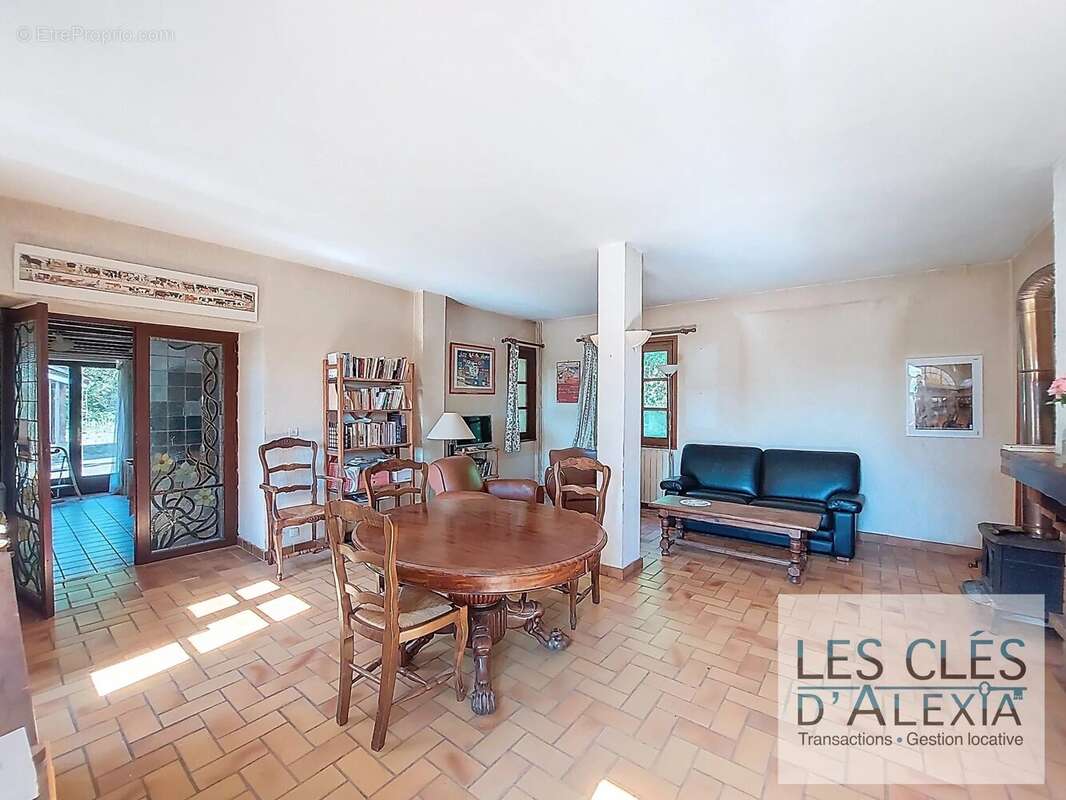 Maison à LES COTES-D'AREY
