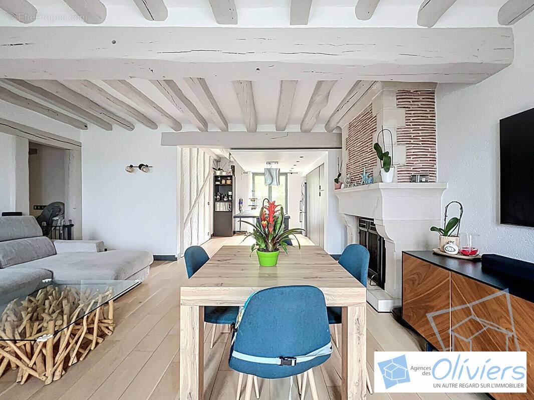 Appartement à BULLION