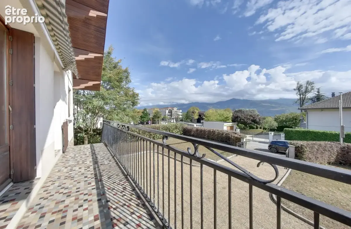 Maison 4 pièces 110 m² à vendre à Montbonnot-Saint-Martin (38330) - photo 5