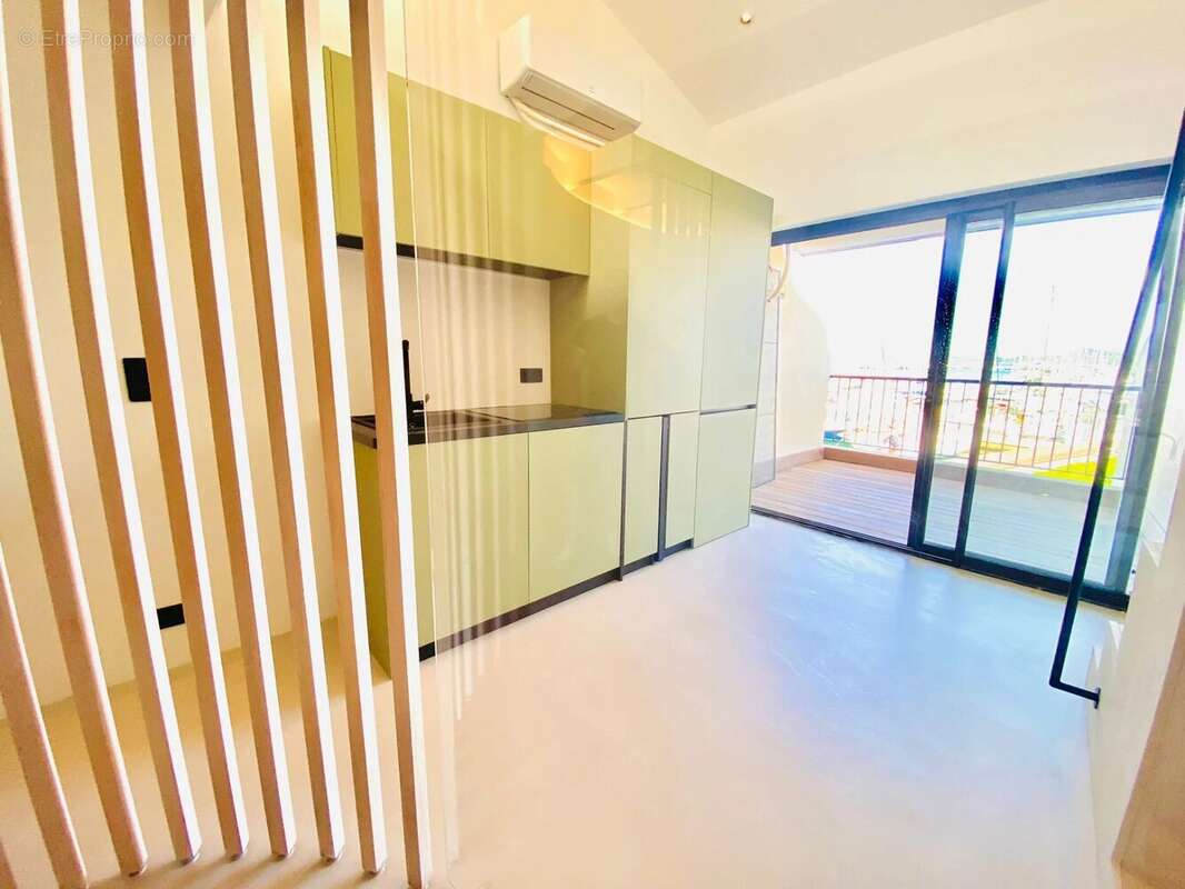 Appartement à COGOLIN