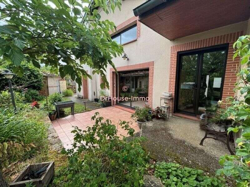 Maison 210 m² à Gaillac  - photo 10