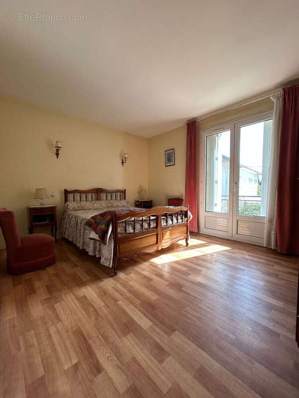 Maison à THURE