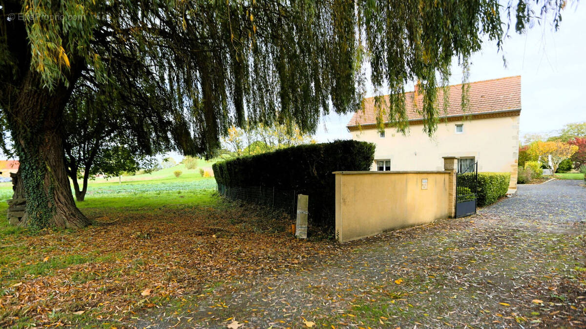 Maison à SAINT-GENES-DU-RETZ