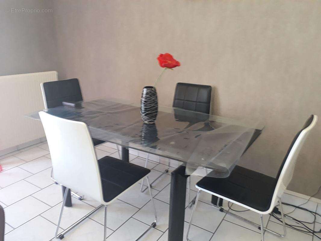 Appartement à LYON-8E