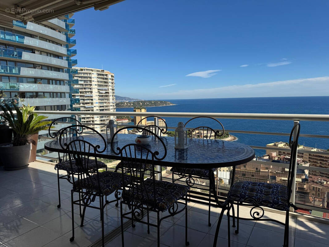 Appartement à BEAUSOLEIL