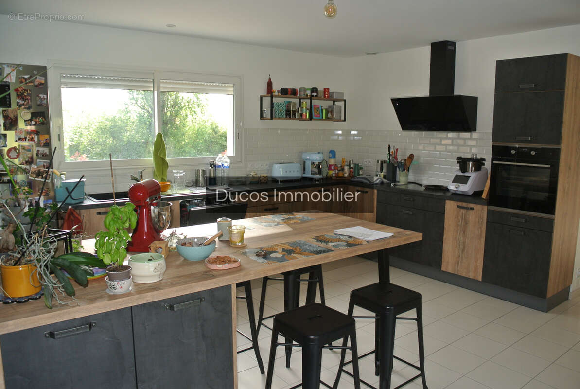 Maison à ARMILLAC