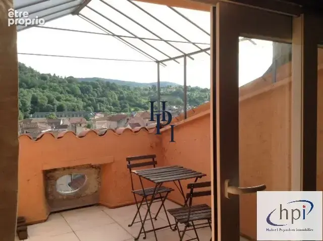 Vente studio meublé avec terrasse centre-ville Saint Affrique - photo 4