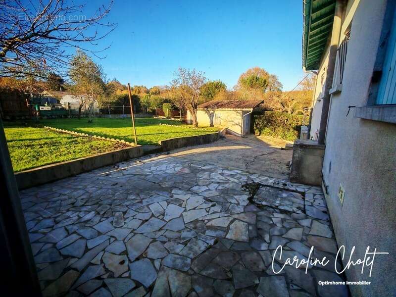 Maison à MONTPON-MENESTEROL