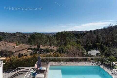 Maison 259 m² à Vence  - photo 3