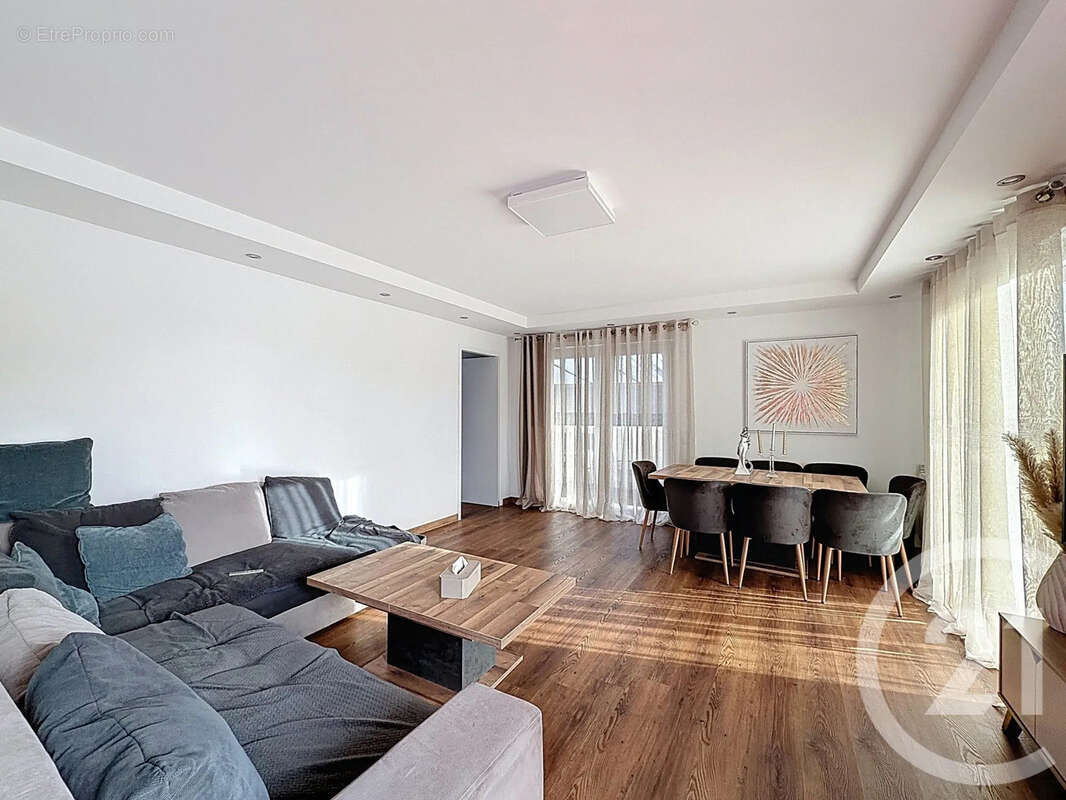 Maison à PLENEE-JUGON