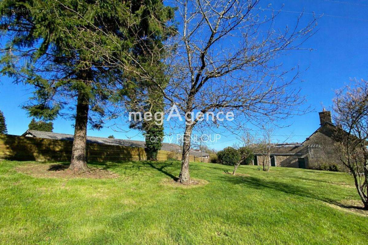 Maison à VILLEDIEU-LES-POELES
