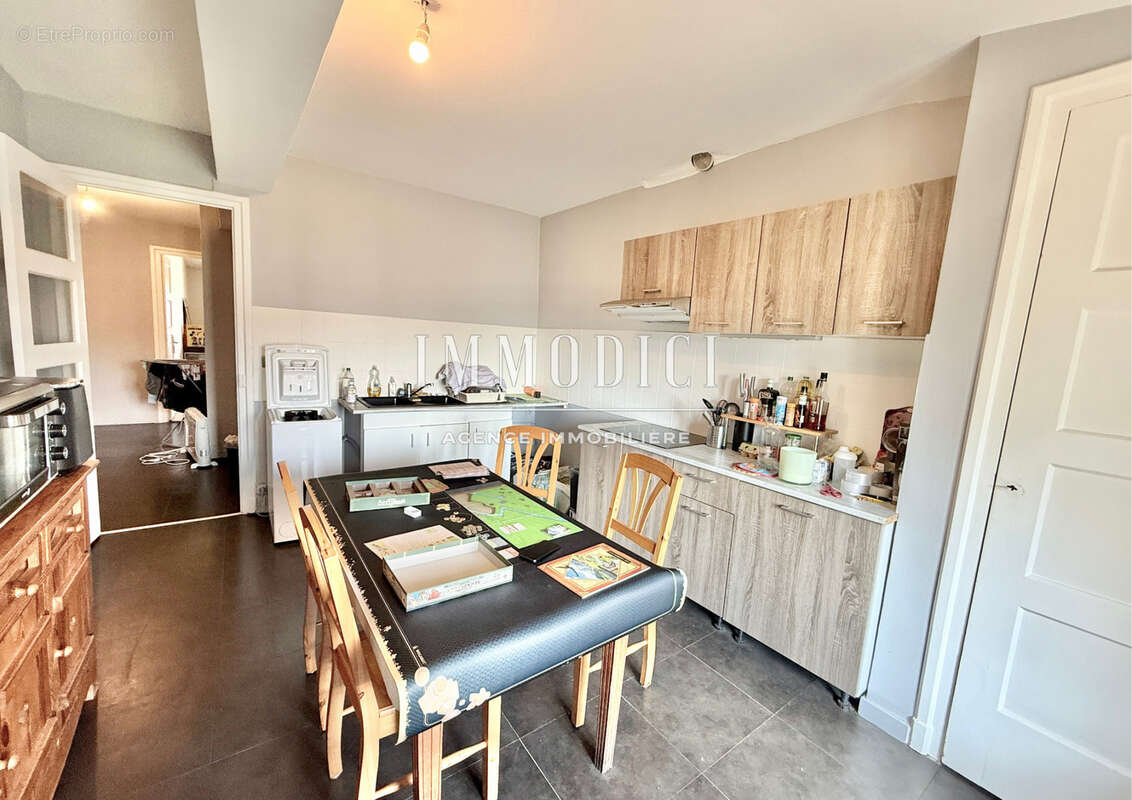 Appartement à THOISSEY