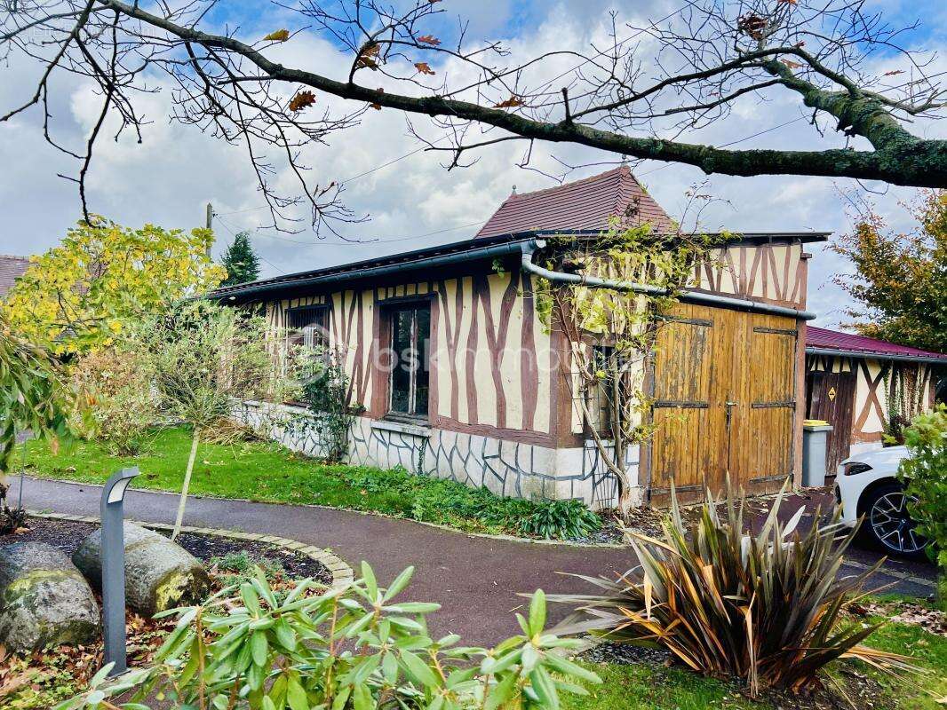 Maison à LE THUIT-SIGNOL