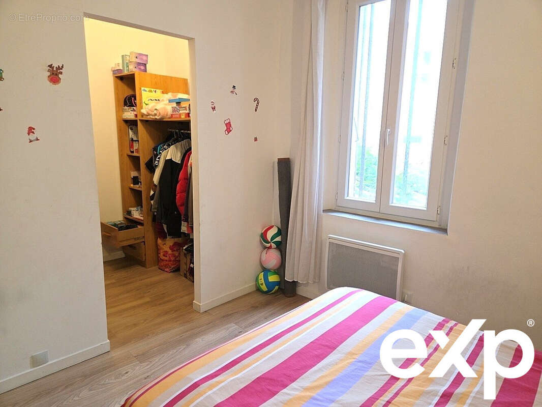 Maison à SOLLIES-PONT