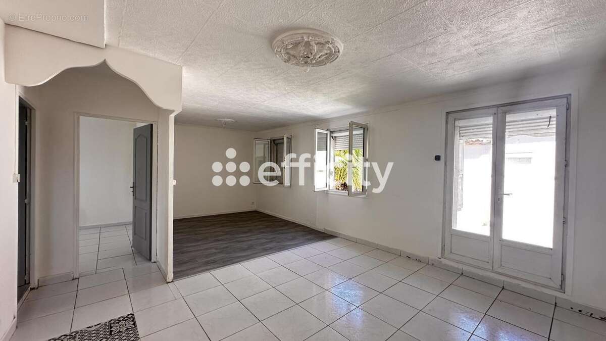 Maison 110 m² à Bollene  - photo 2