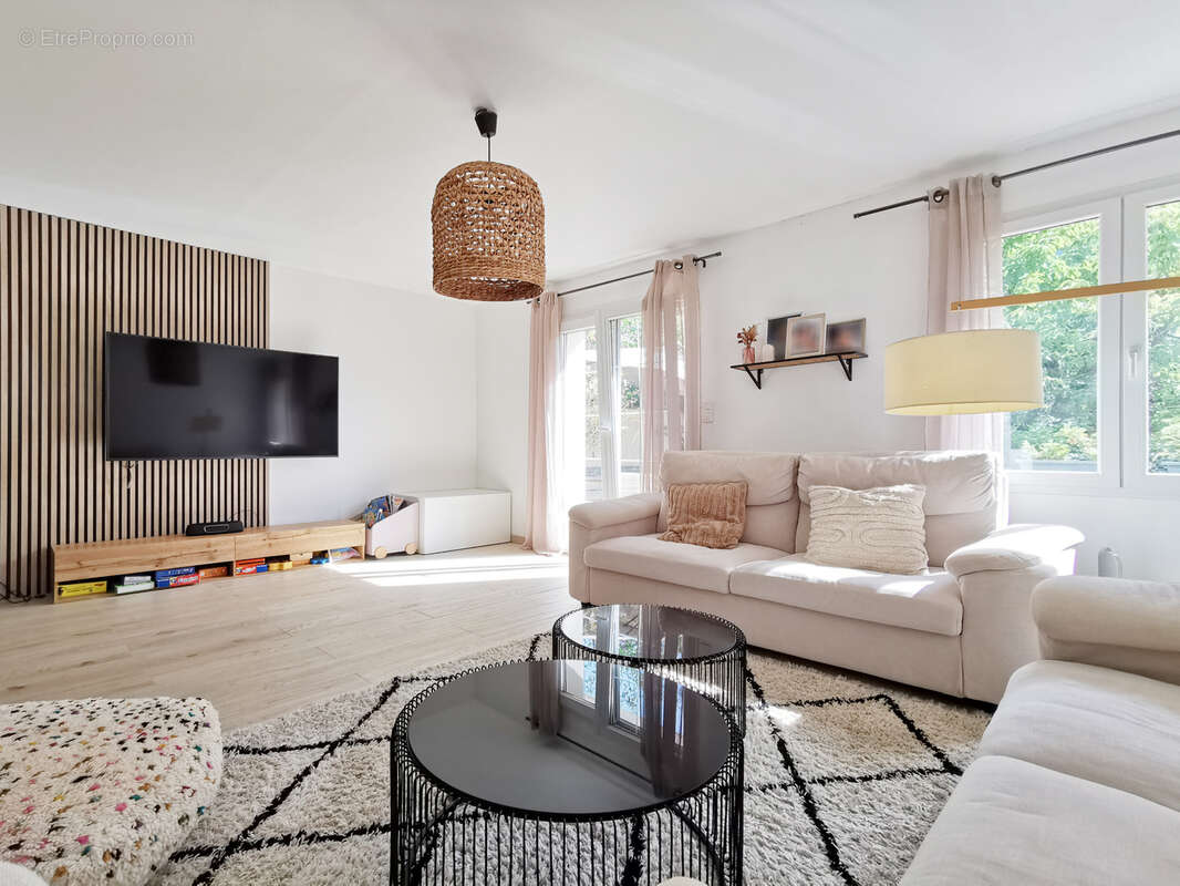 Coup de cœur ! Maison familiale lumineuse et rénovée ! - photo 2