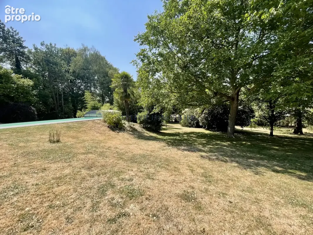 Maison ancienne individuelle de 7 pièces, sur 5 088 m2,avec garage et piscine. - photo 32