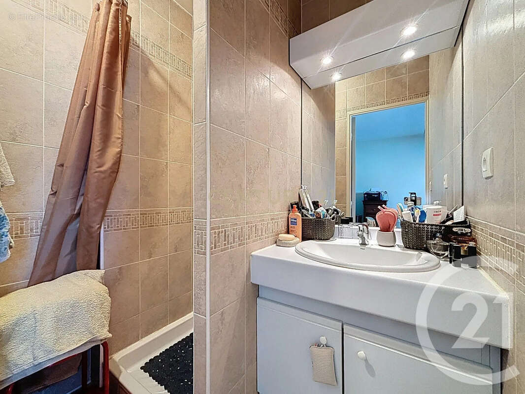 Appartement à BOURGOIN-JALLIEU
