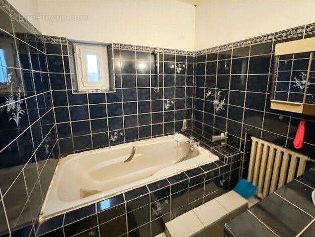 Maison à SAINT-ASTIER