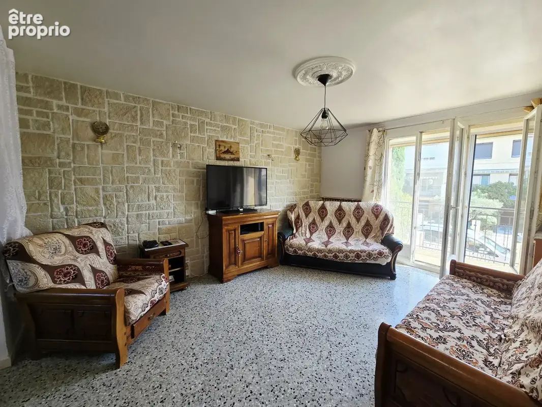 Le pontet   maison 102 m2   3 chambres   garage 26 m2   forage   climatisation - photo 4