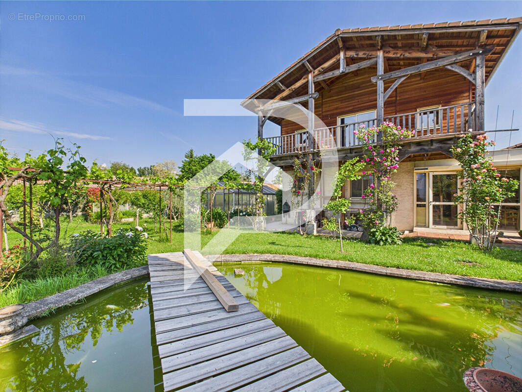 Maison à LIVRON-SUR-DROME