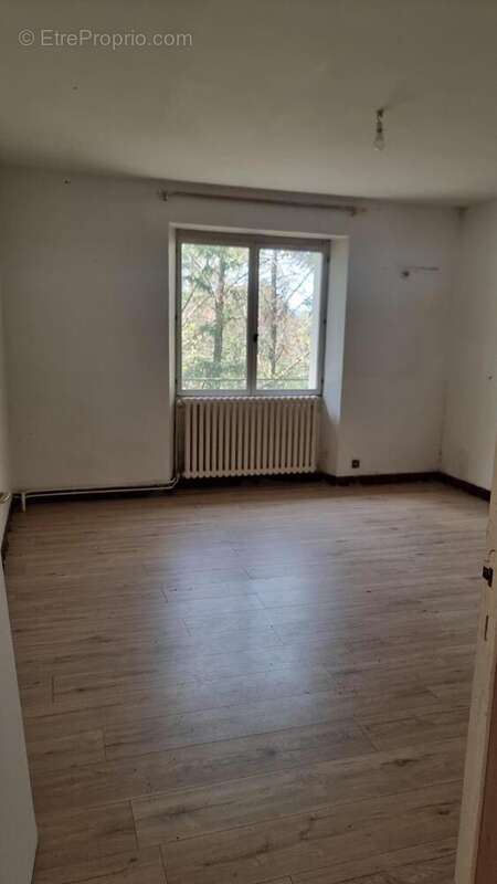 20250809163316 - Maison à LACAPELLE-MARIVAL