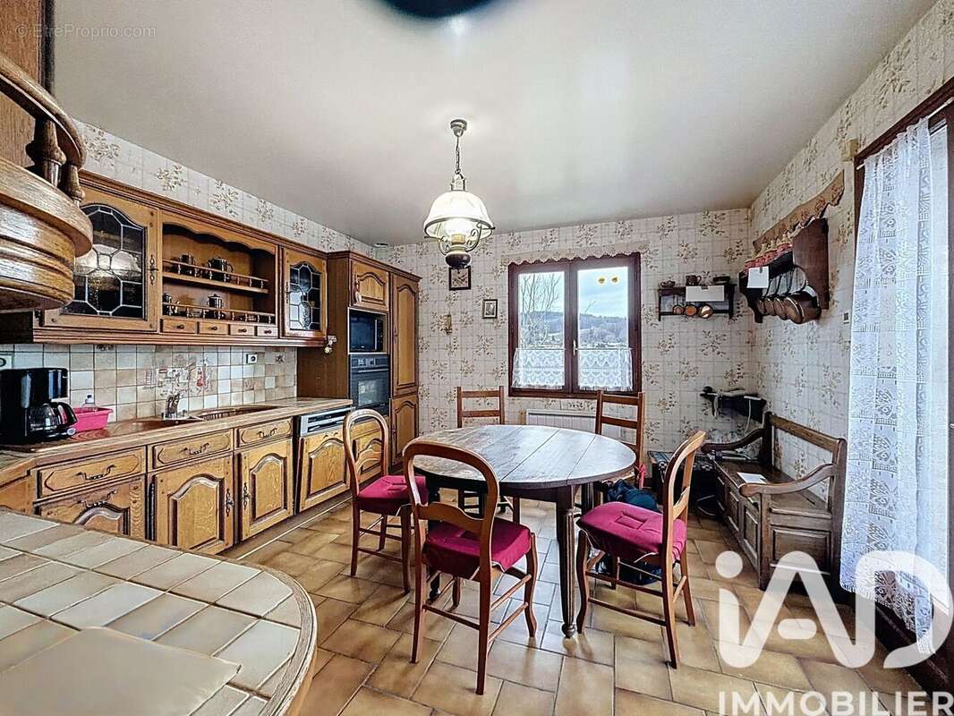 Photo 3 - Maison à TREIGNAC