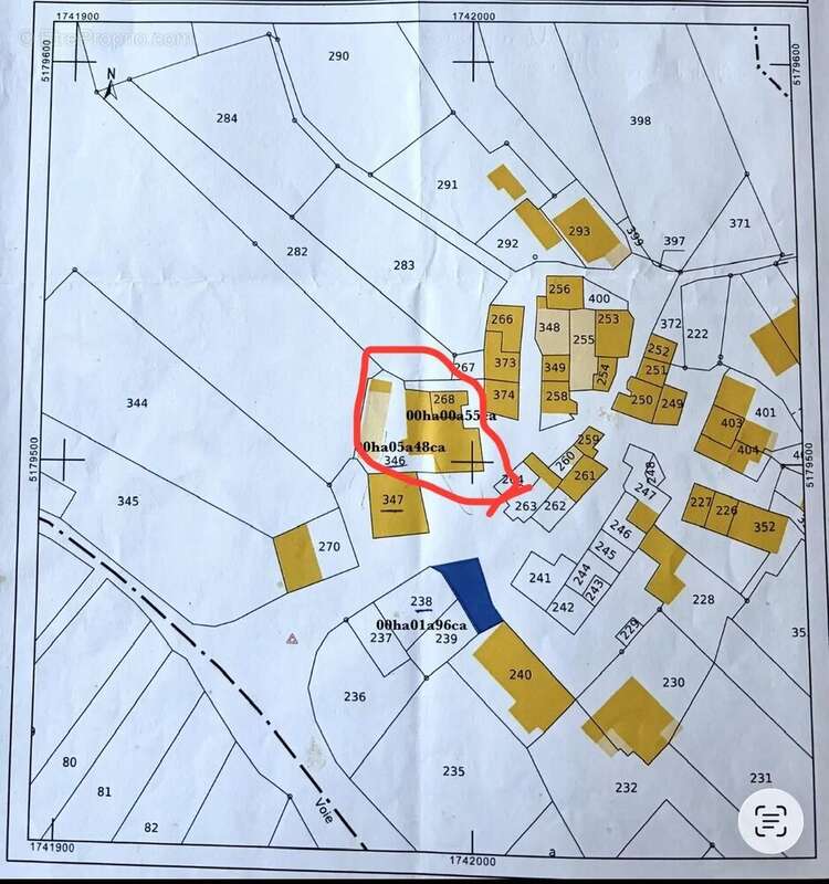 Terrain à ESCOUTOUX