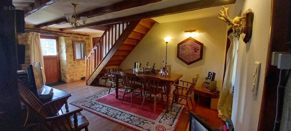 Maison à DOMPS