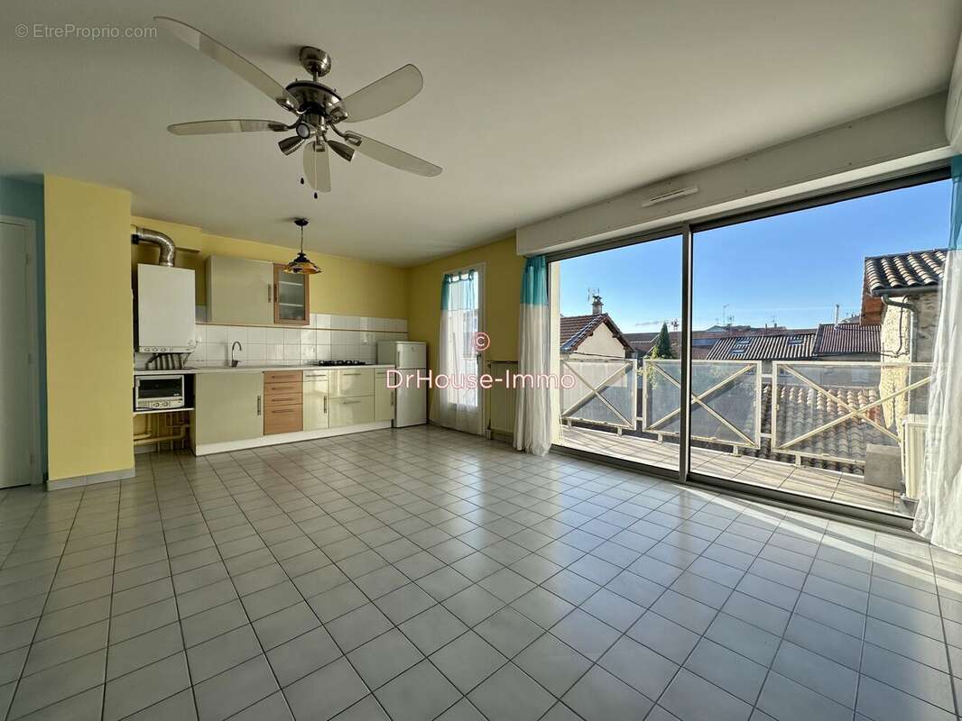 Appartement à ROMANS-SUR-ISERE